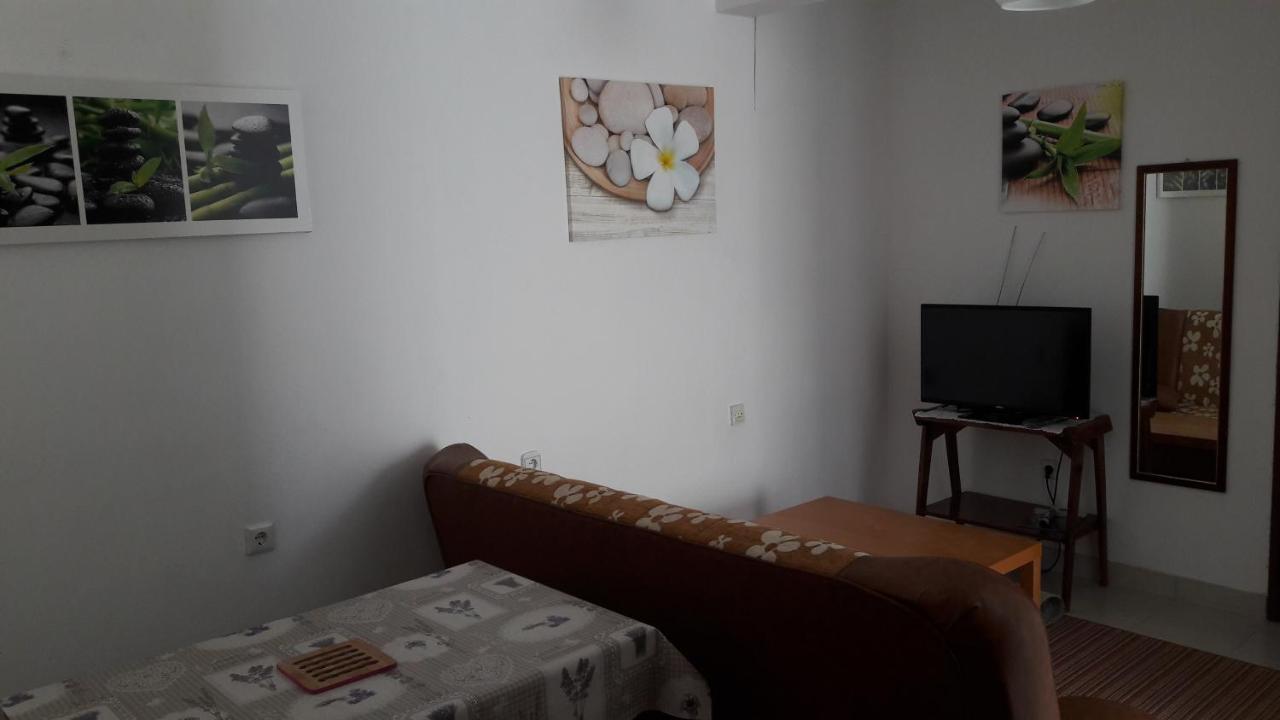D&D Apartments パグ エクステリア 写真